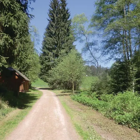 Holiday Waldstr L-594